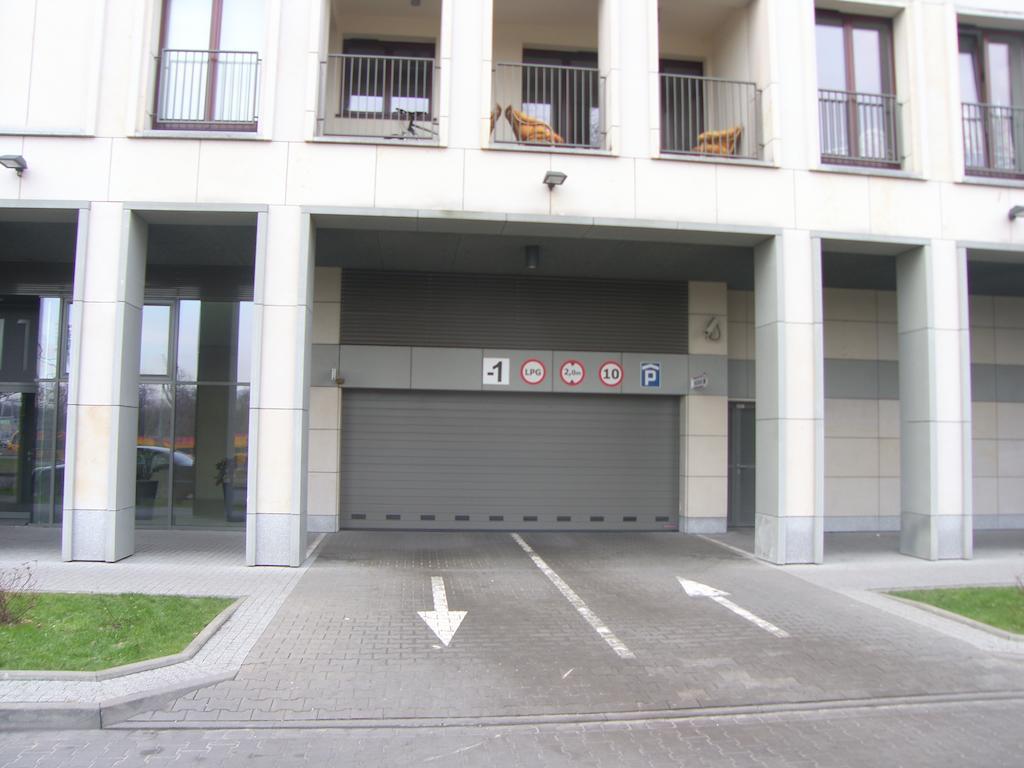 Murano Apartaments Varsóvia Exterior foto